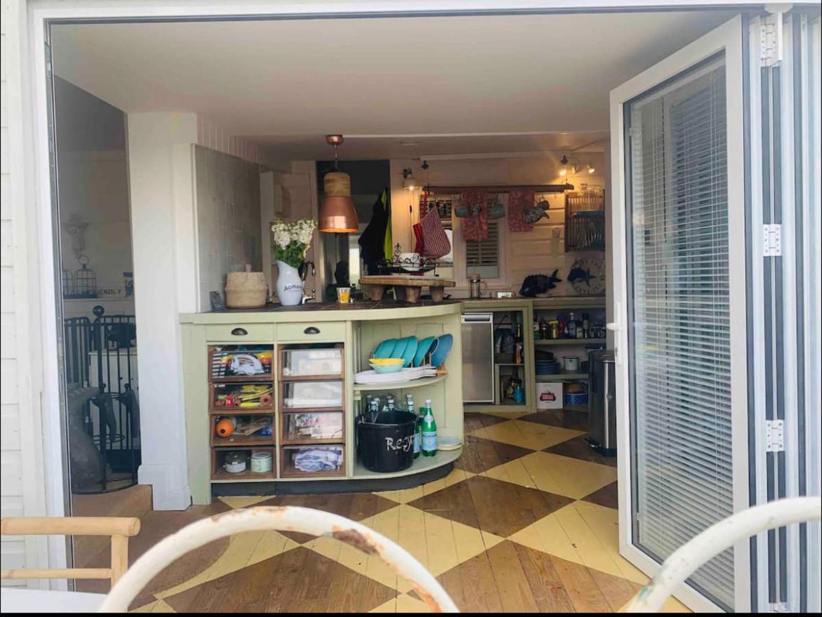 A Unique, Off-grid Eco Friendly House. Holiday home Wolferton (King's Lynn)
